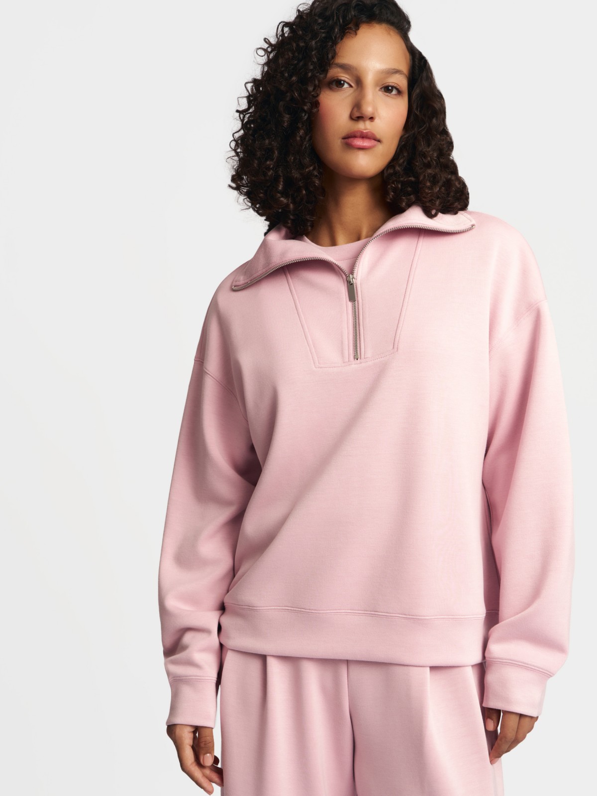 Свитшот с воротником-стойкой на молнии