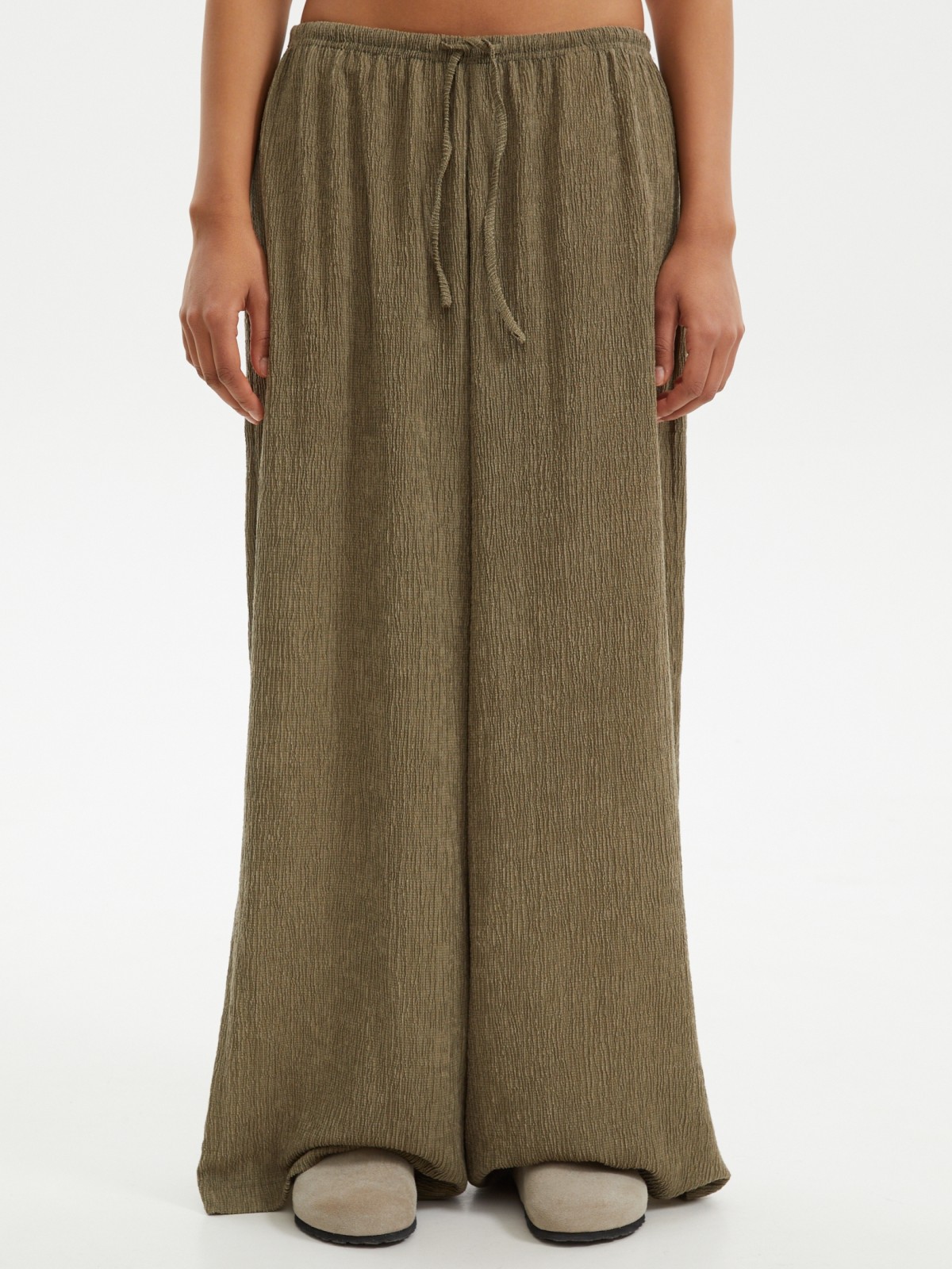 Прямые брюки Wide из жатой ткани на резинке