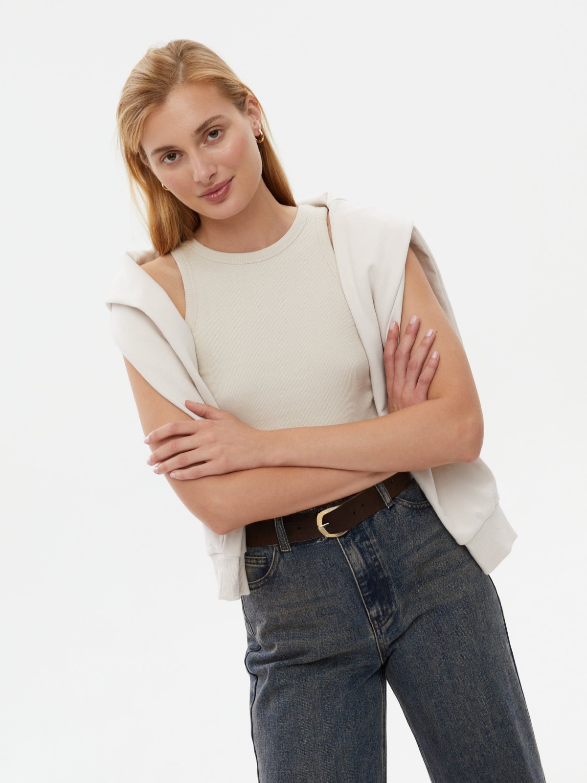 Кроп-топ из хлопка без рукавов 299₽