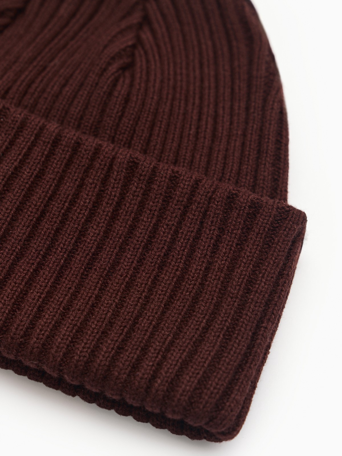 Вязаная шапка-бини