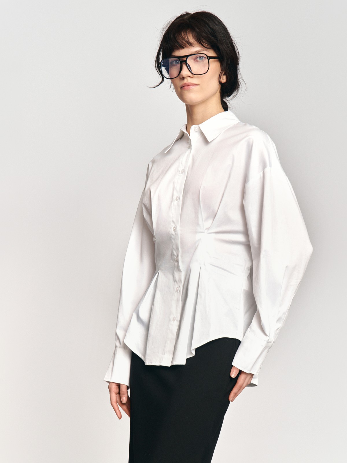 Рубашка из хлопка с акцентом на талии