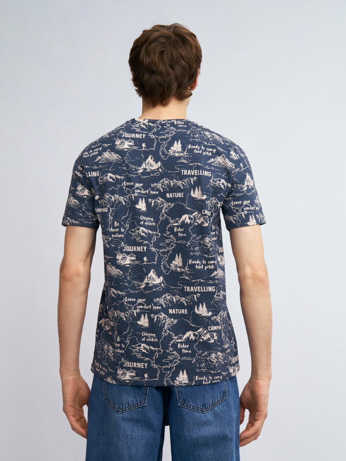 Футболка с коротким рукавом и принтом