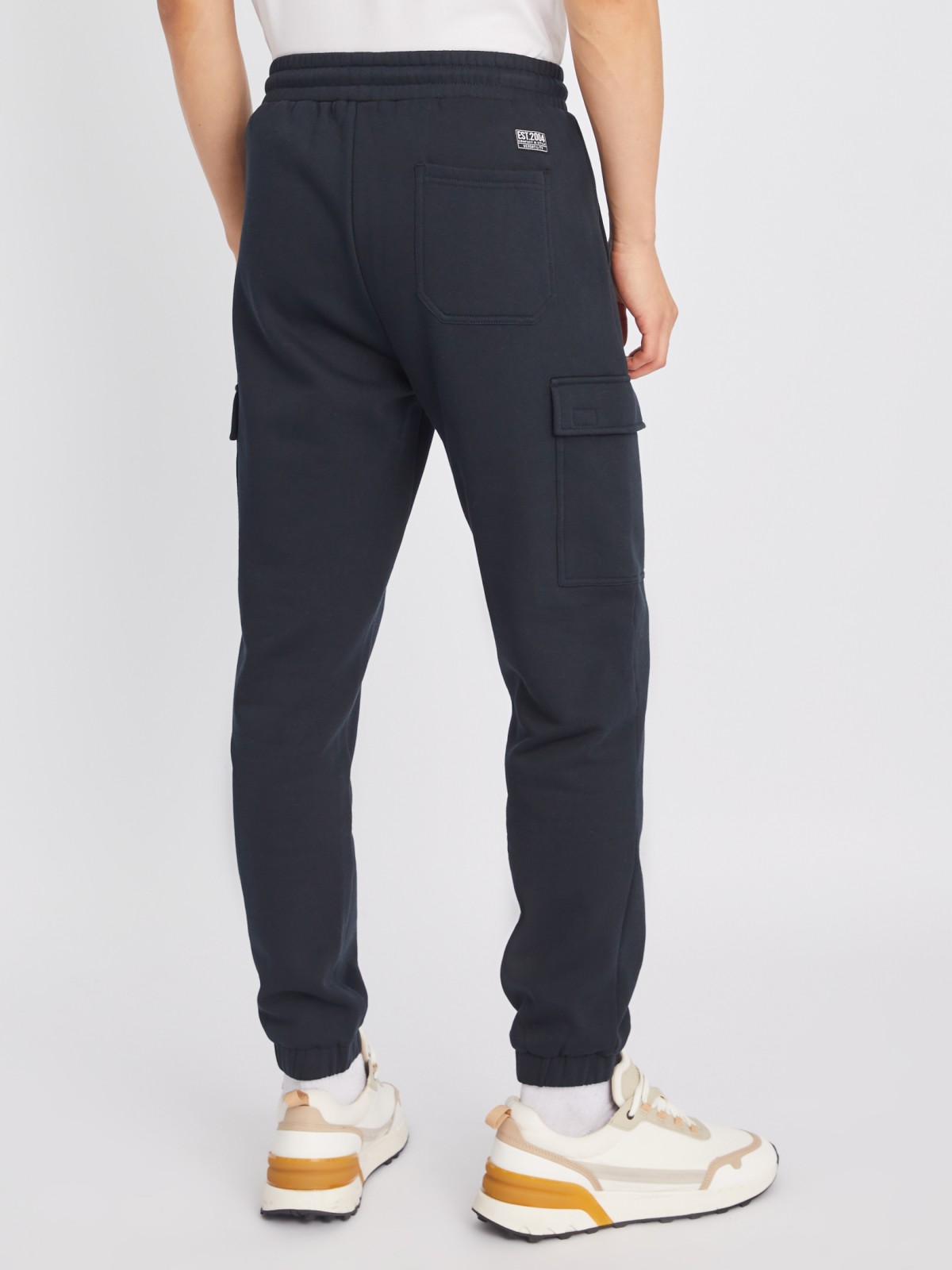 Утеплённые брюки-джоггеры на резинке с карманами карго zolla 213347675043, цвет темно-синий, размер M - фото 5