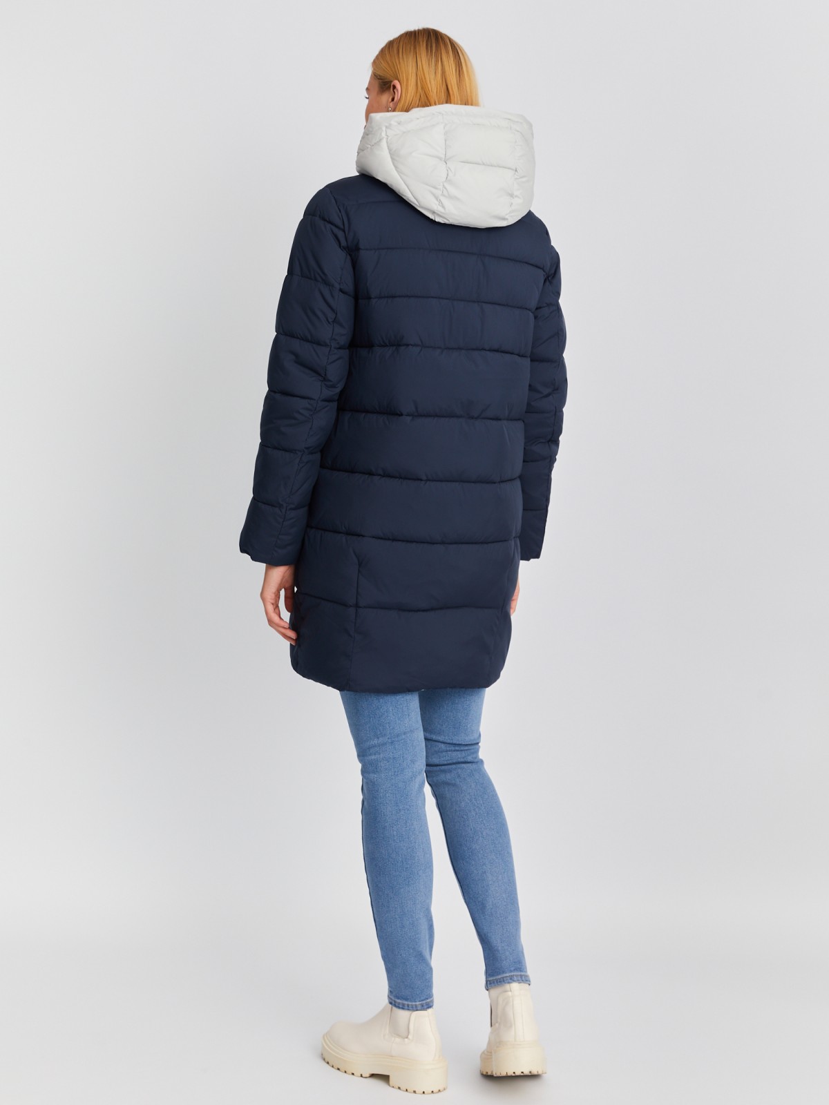 Тёплая стёганая куртка-пальто на молнии с акцентным капюшоном zolla 023345212024, цвет синий, размер S - фото 6