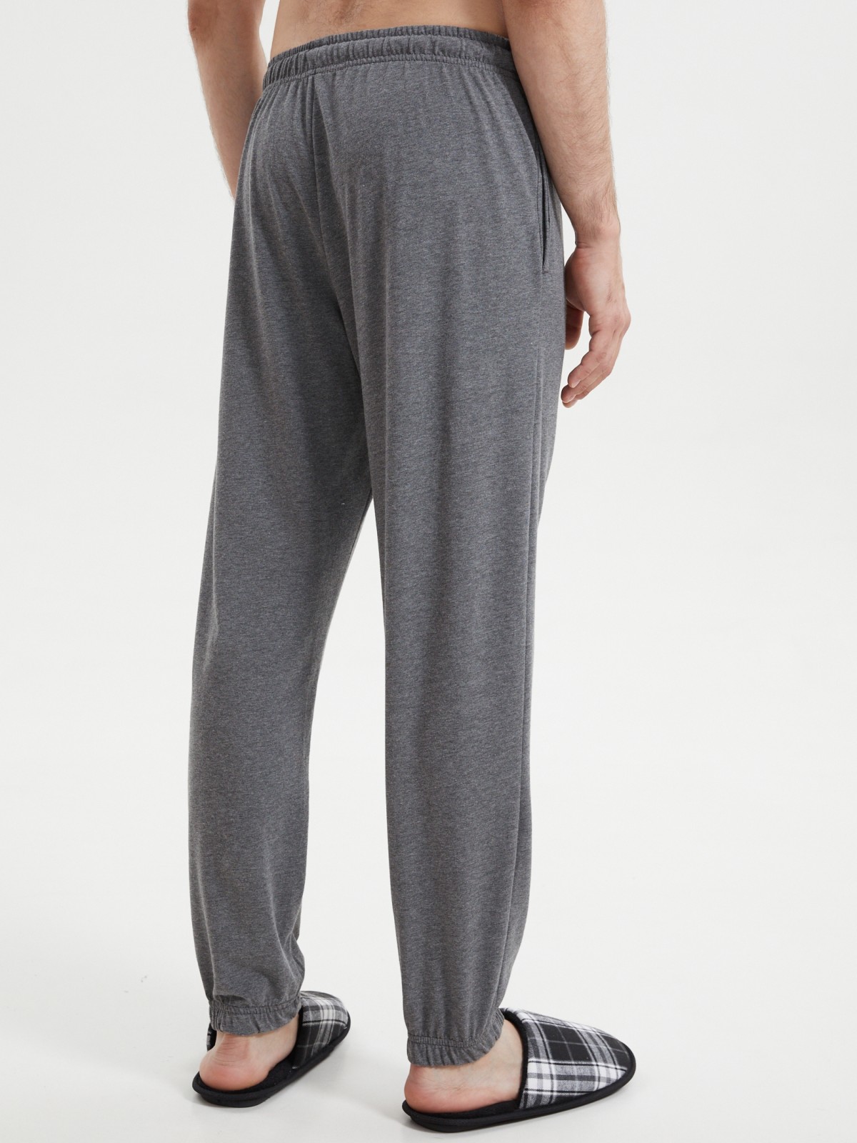 Трикотажные брюки-джоггеры на резинке