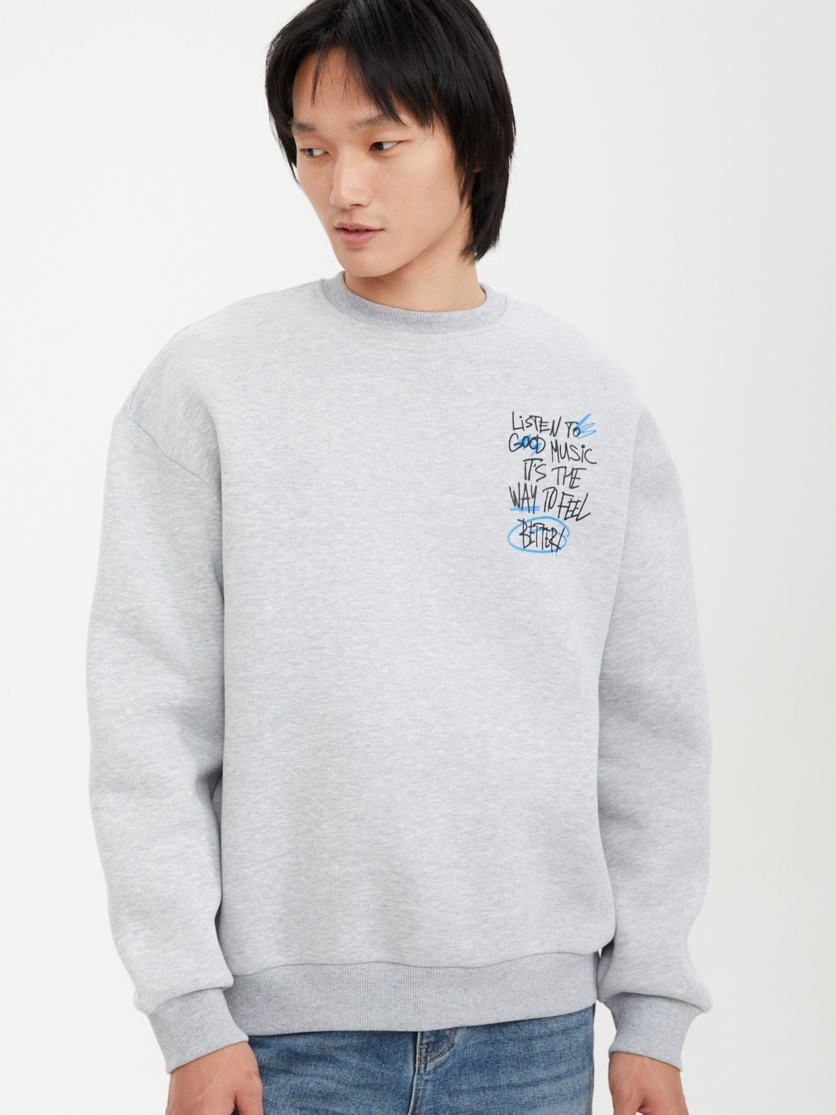 Трикотажный свитшот с принтом-надписью на спине