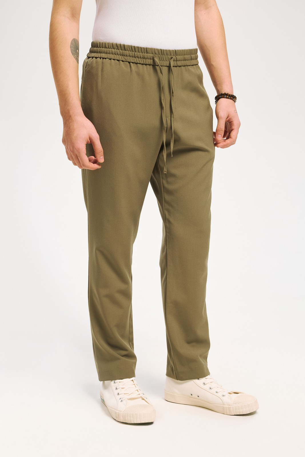 Брюки со стрелками на резинке