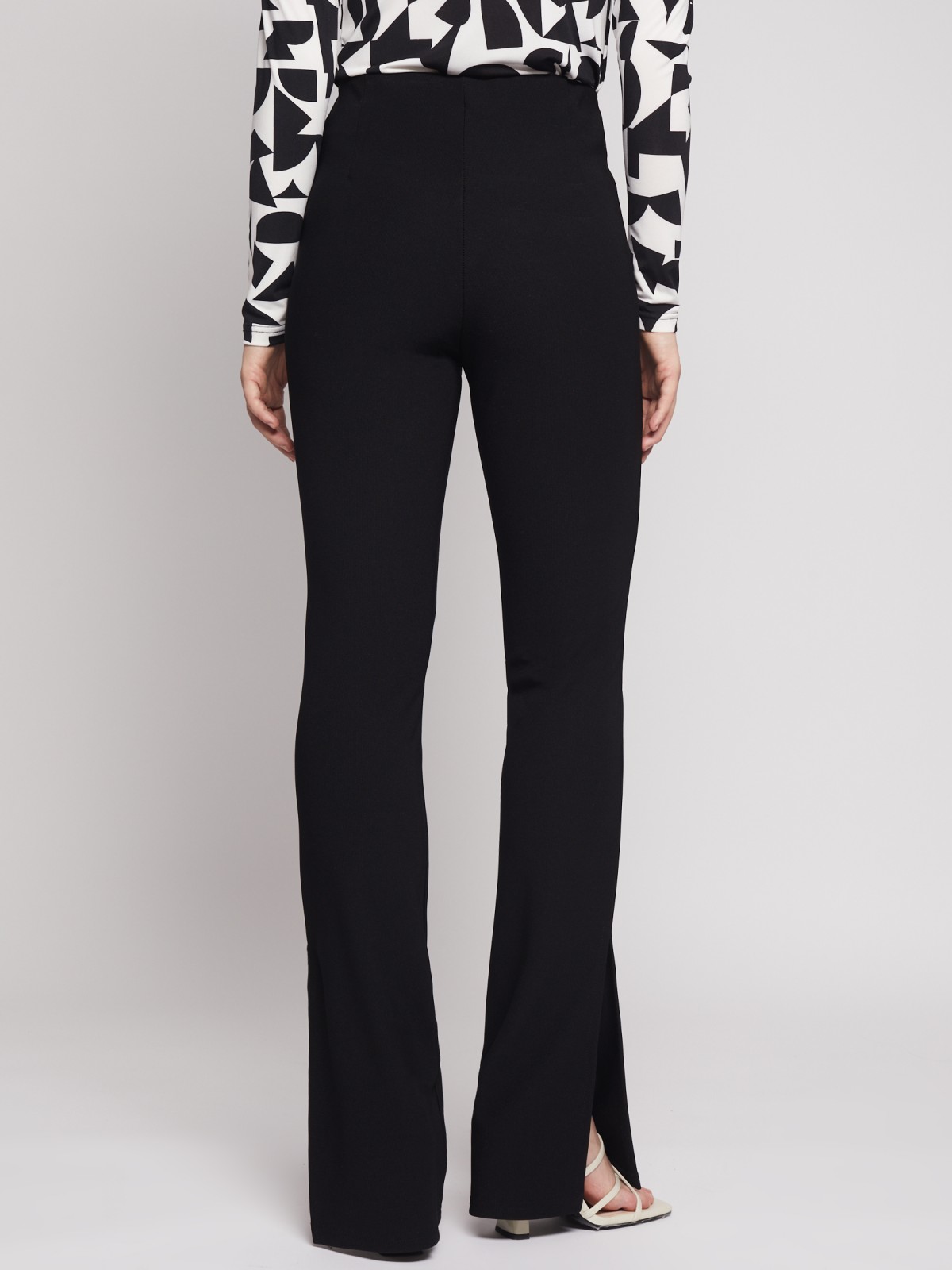 Трикотажные брюки клеш с разрезами внизу zolla 023137662011, цвет черный, размер XS - фото 6