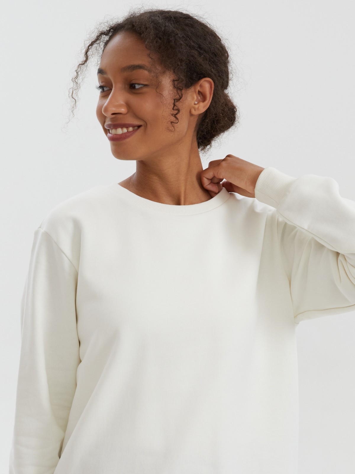 Базовый утеплённый свитшот с начёсом