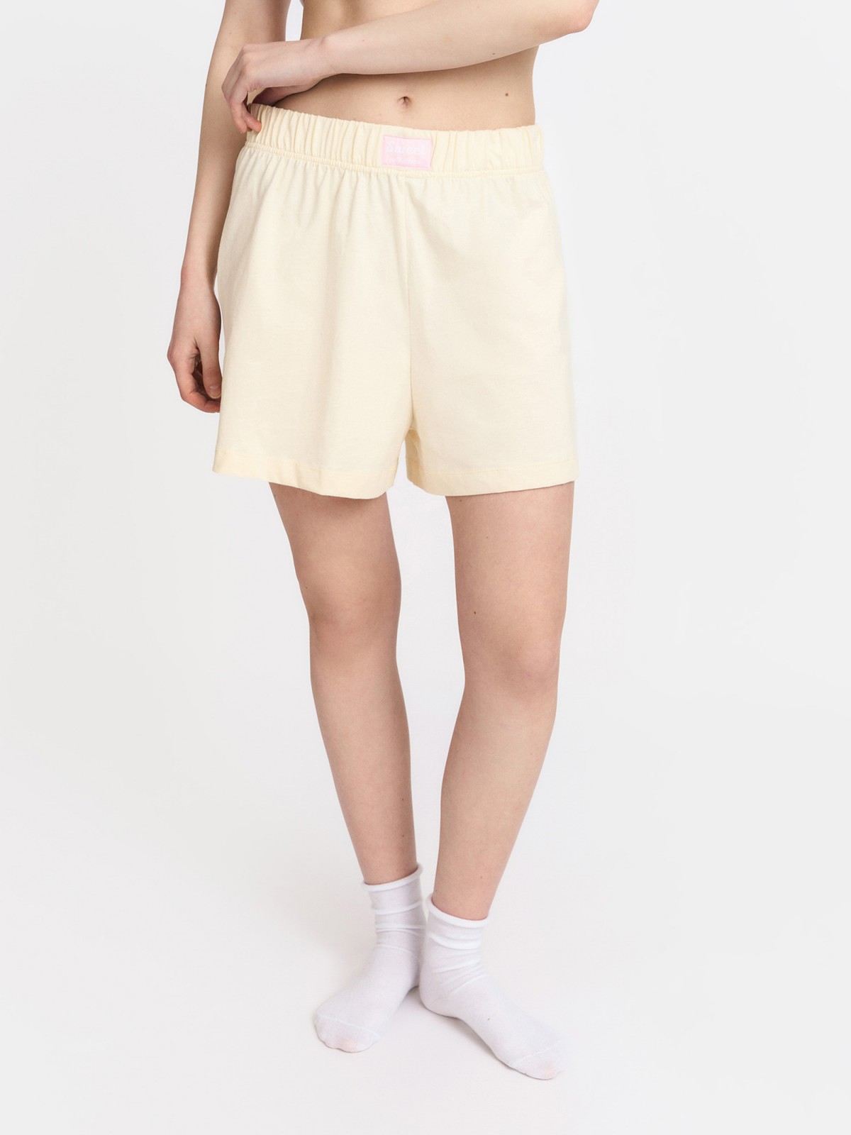 Короткие шорты из хлопка
