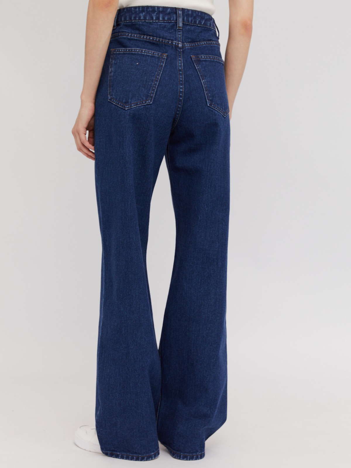 Джинсы силуэта Wide со средней посадкой