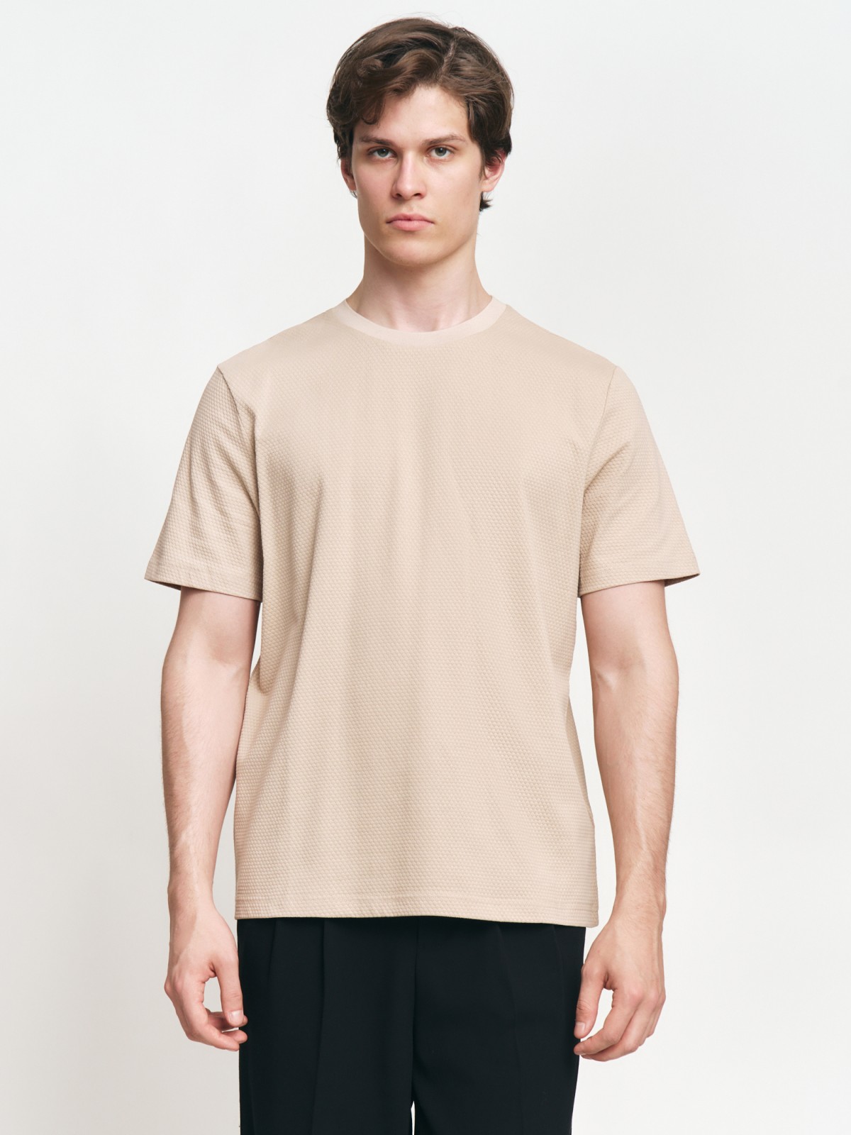 Футболка из хлопка с круглым вырезом