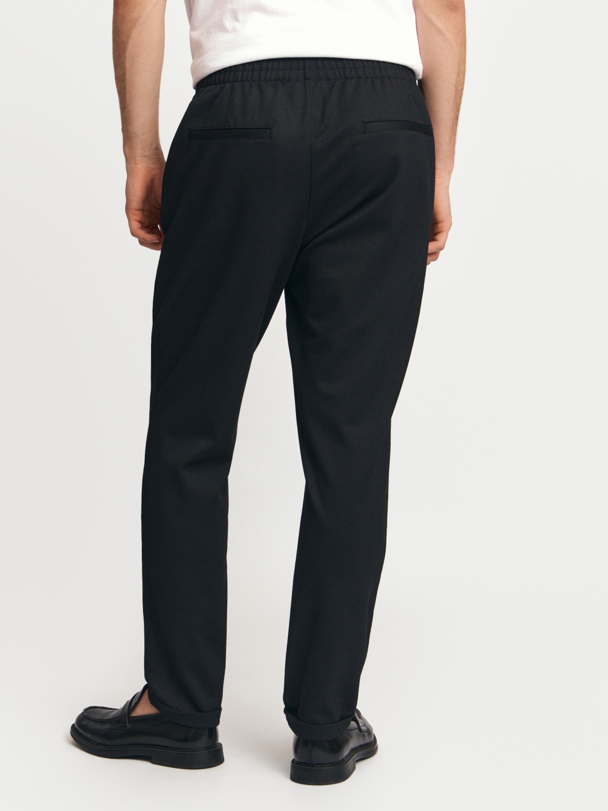 Брюки на резинке с отворотами