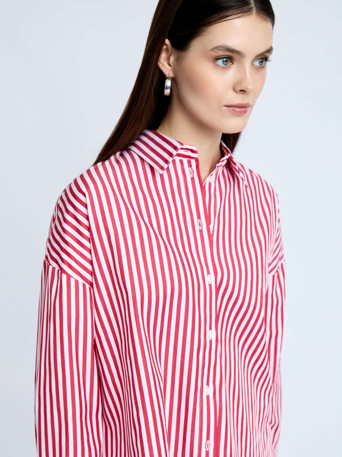 Рубашка оверсайз силуэта с узором в полоску