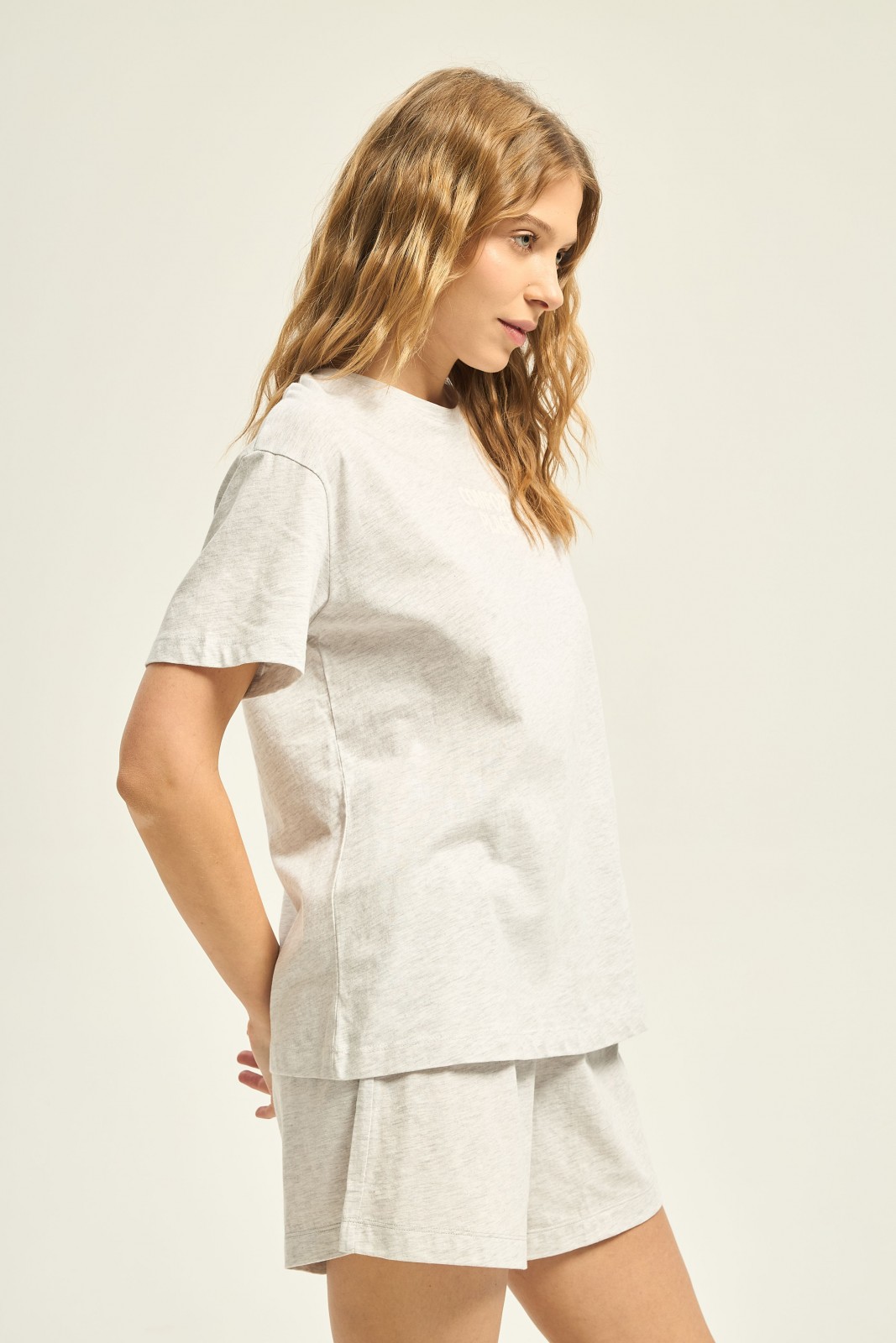 Футболка оверсайз из хлопка с надписью