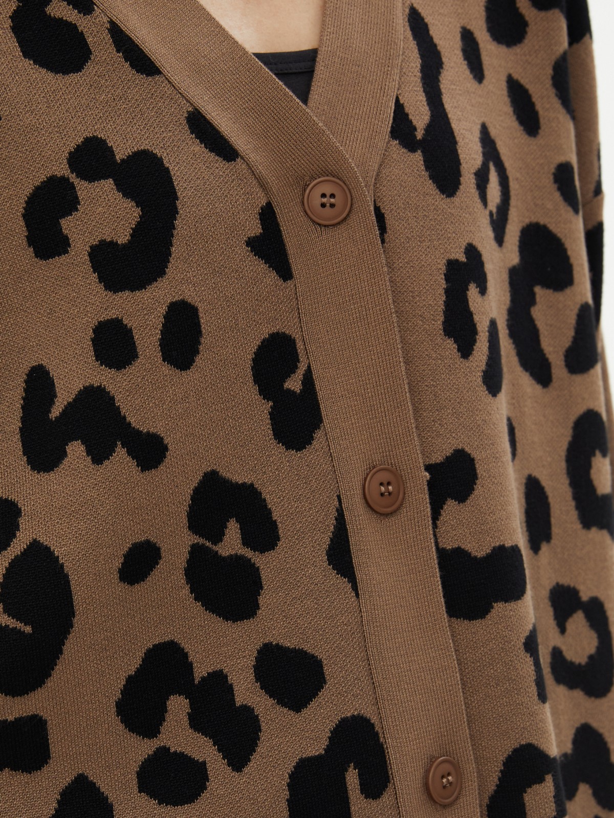 Трикотажный леопардовый кардиган на пуговицах