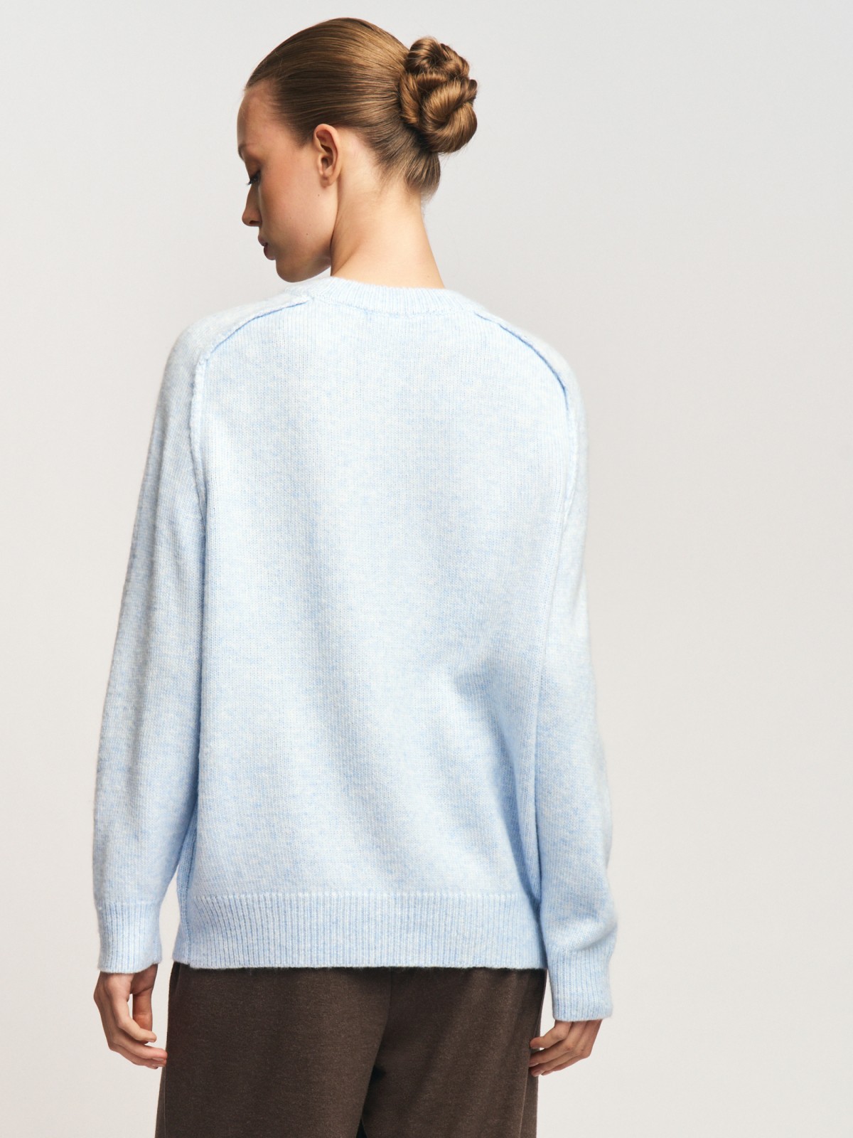 Вязаный джемпер с фактурными швами