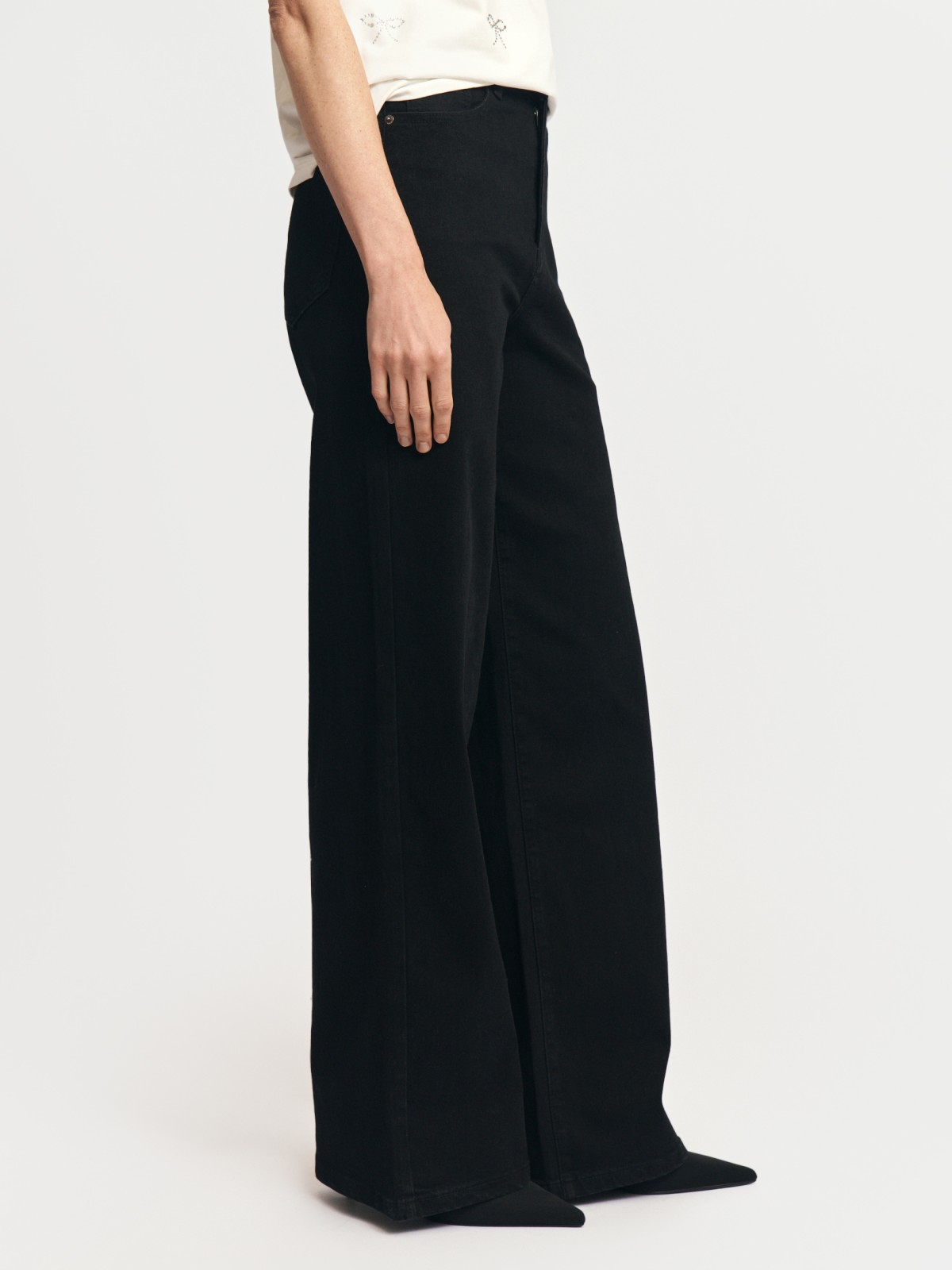 Джинсы силуэта Wide с высокой посадкой