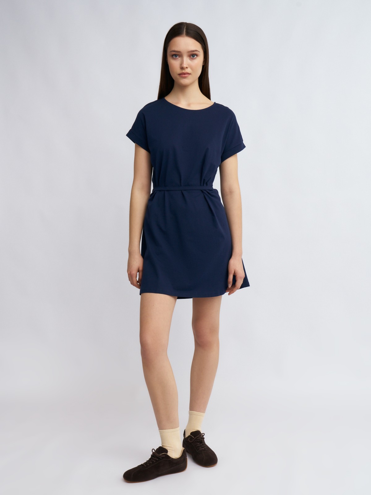 Платье-футболка из хлопка с поясом