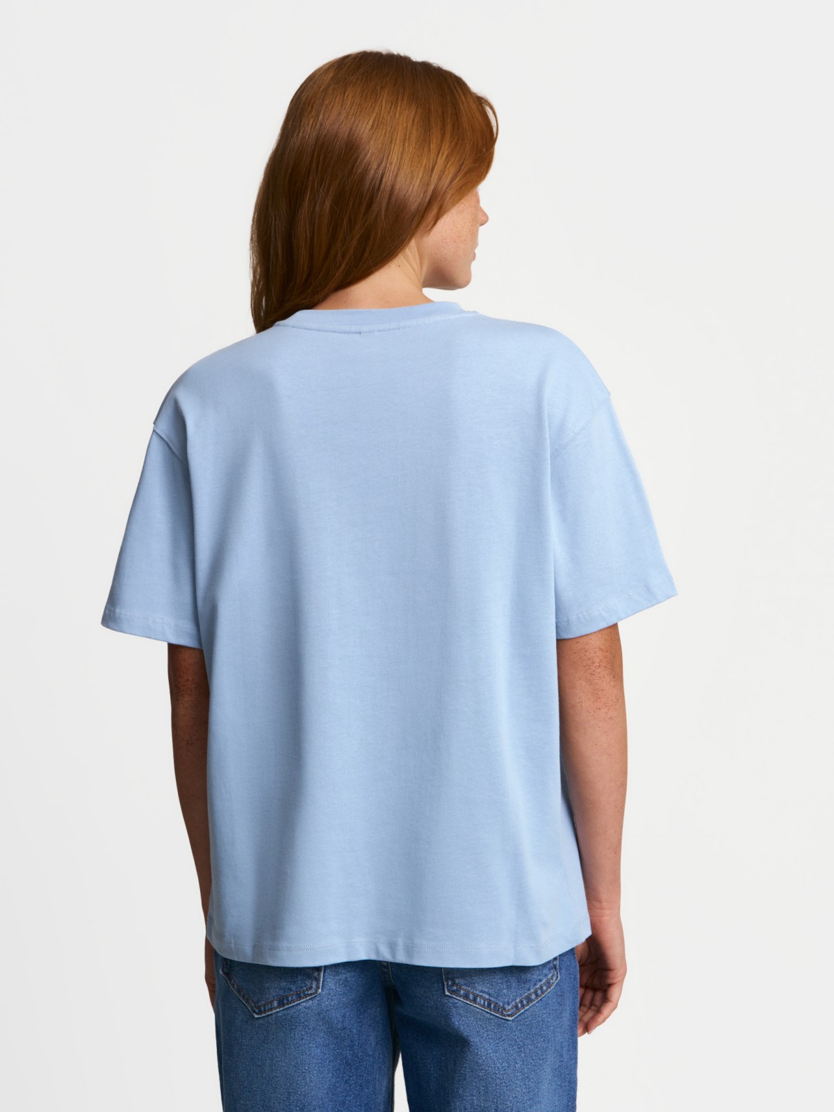 Футболка с декором