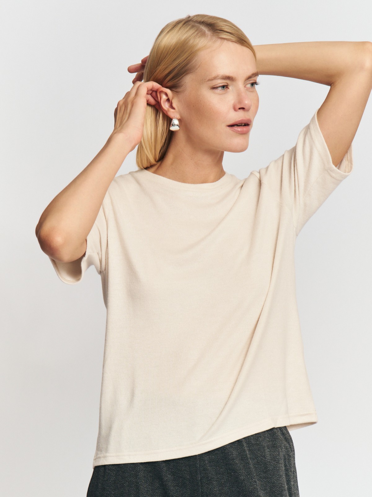 Трикотажный джемпер с коротким рукавом