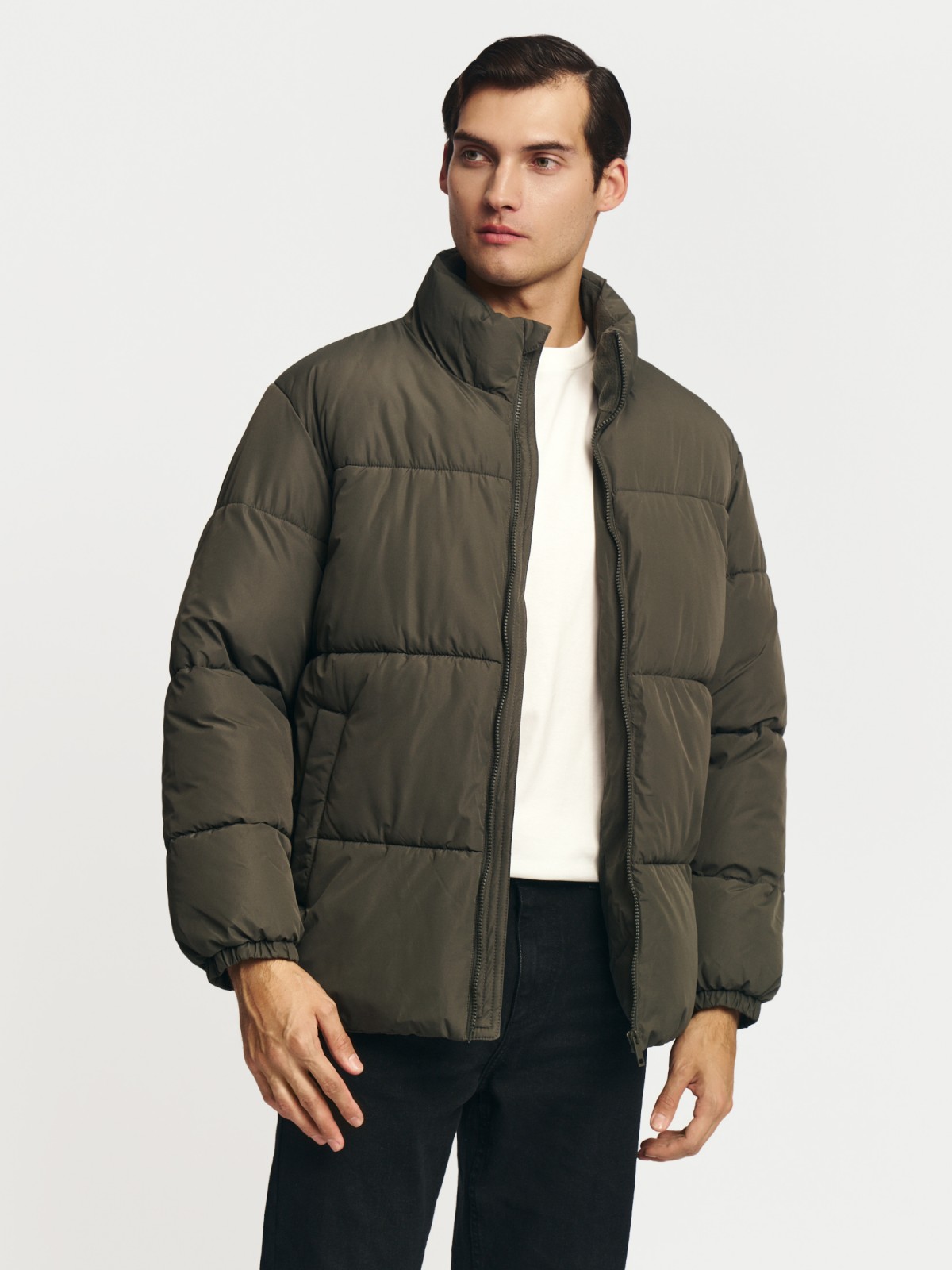 Тёплая куртка с воротником-стойкой