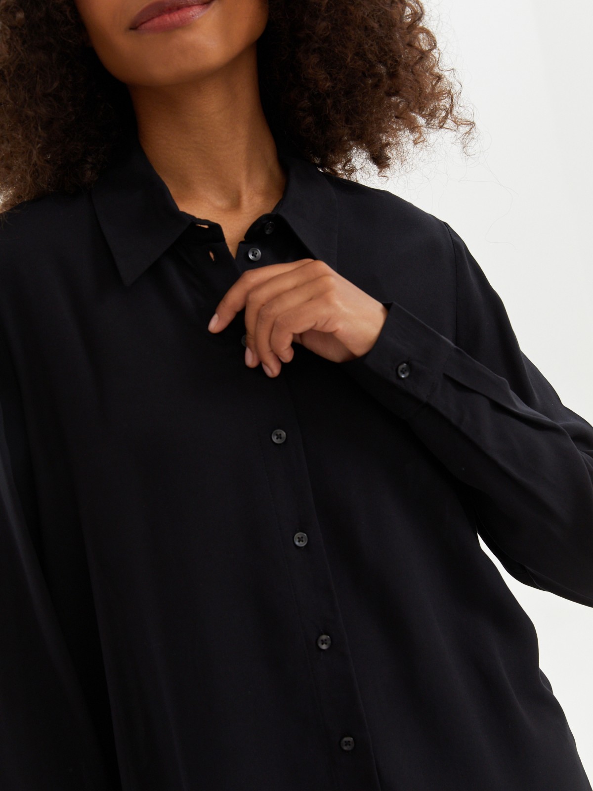 Офисная рубашка из вискозы с длинным рукавом