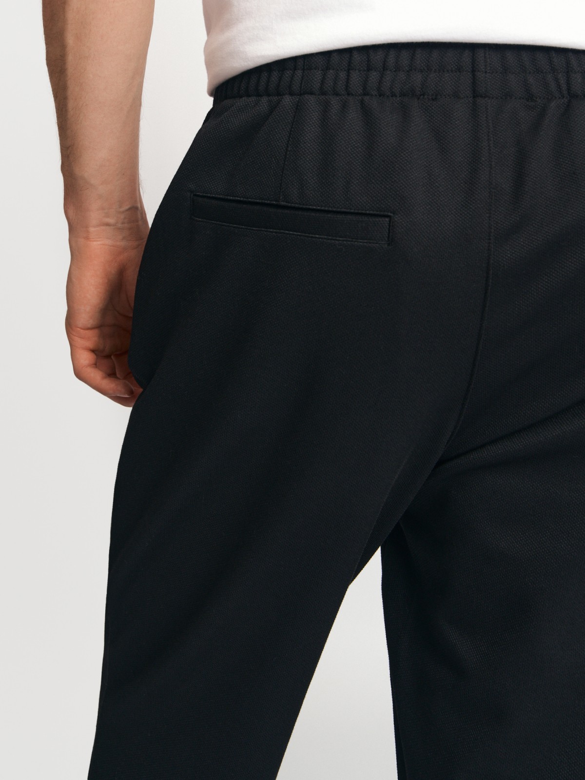 Брюки на резинке с отворотами