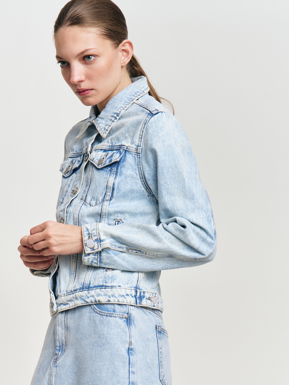 Джинсовая куртка прямого силуэта из хлопка