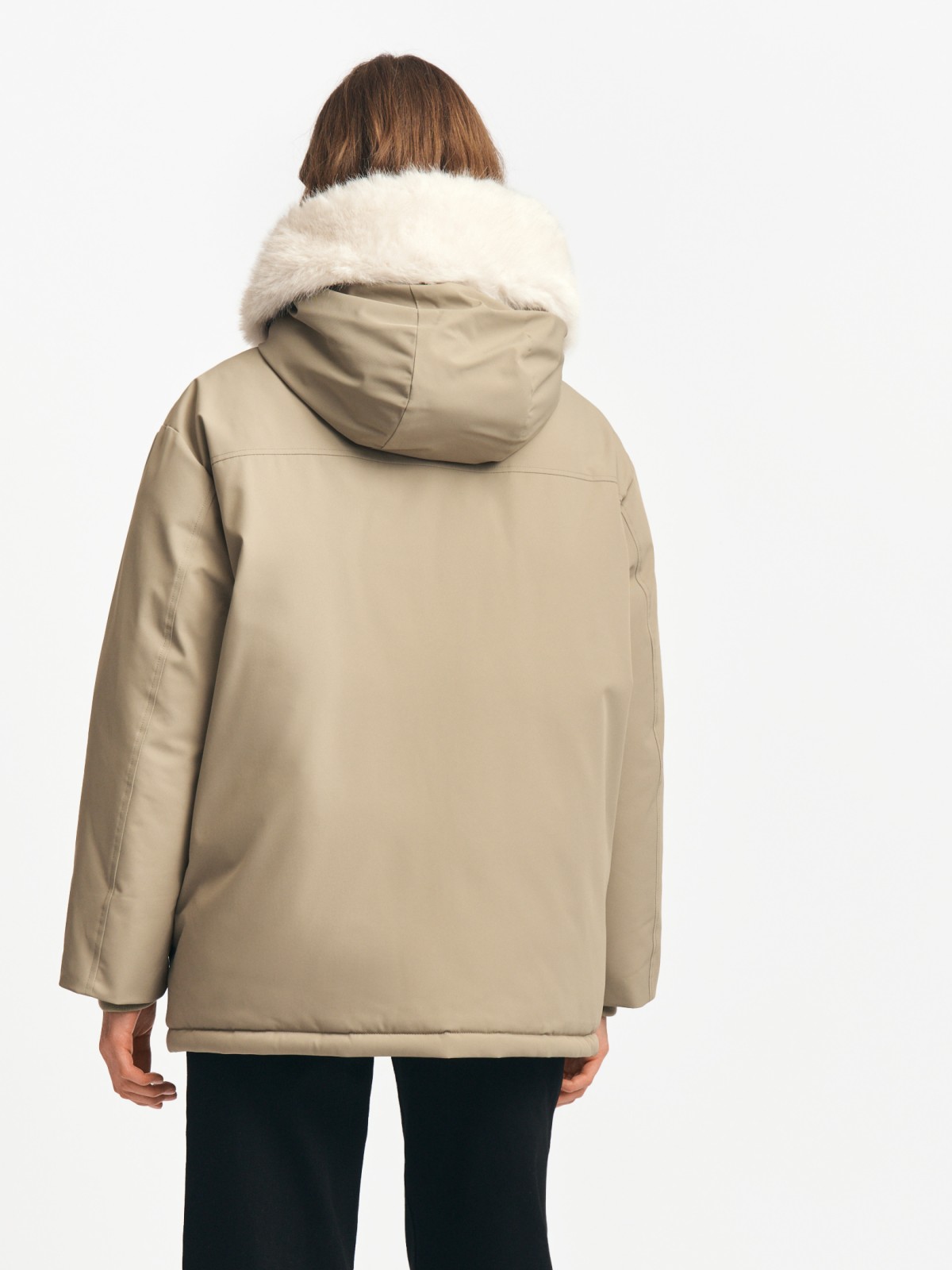 Тёплая куртка-парка с капюшоном