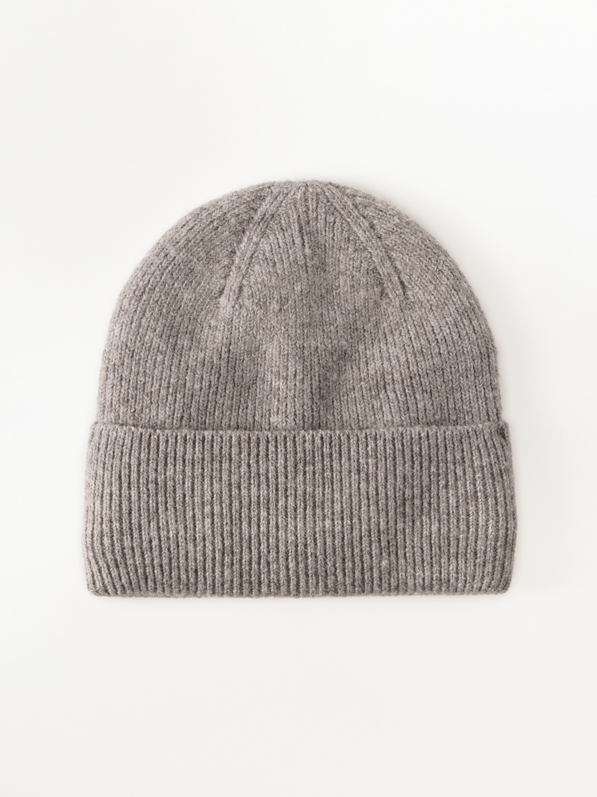 Вязаная шапка-бини на флисе