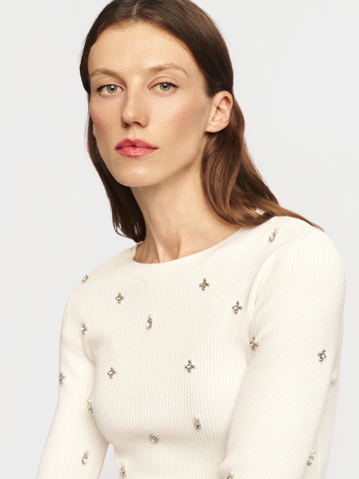 Водолазка-лонгслив со стразами