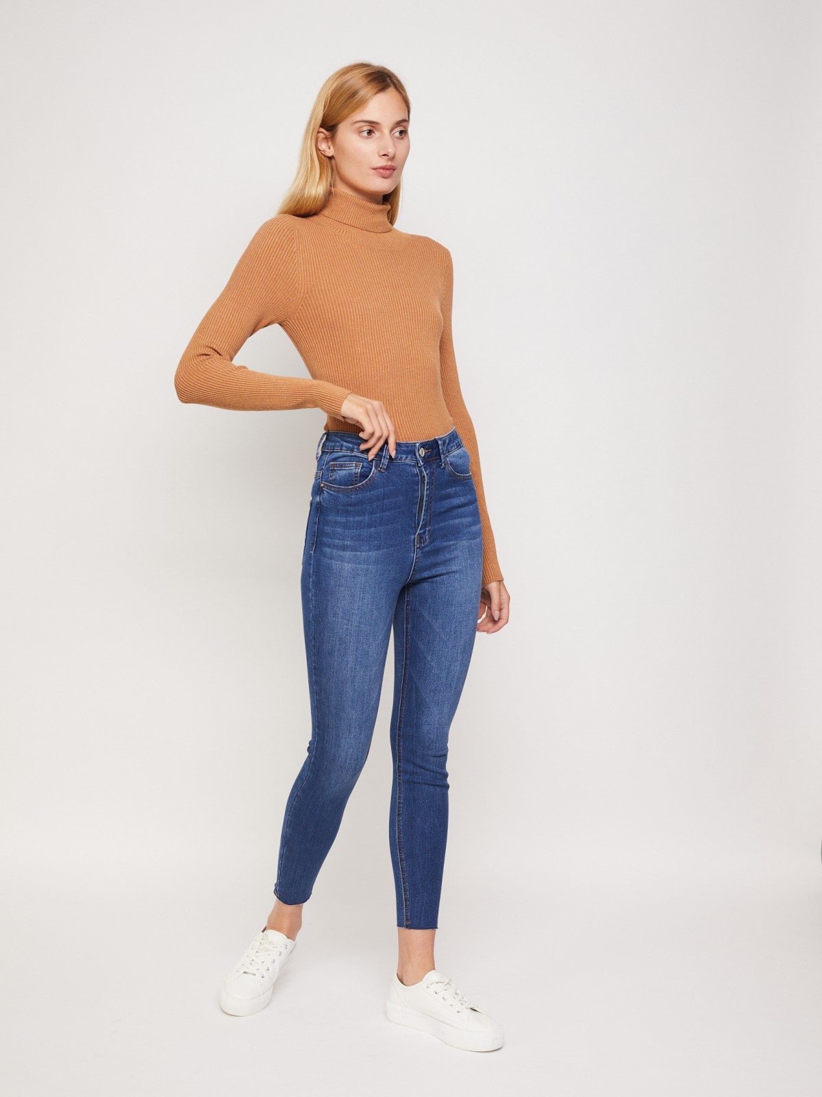 Джинсы силуэта Skinny