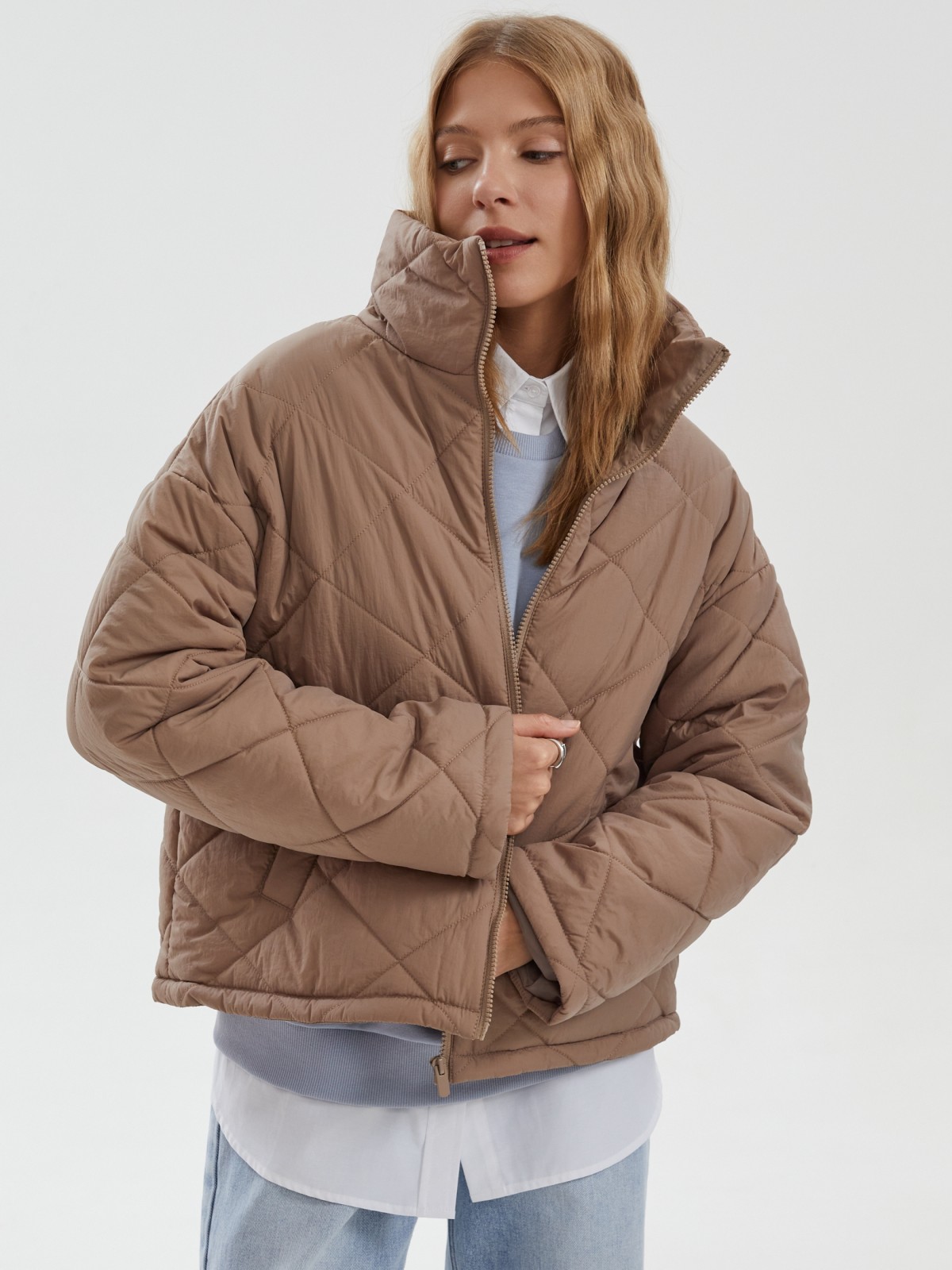 Утеплённая стёганая куртка на синтепоне