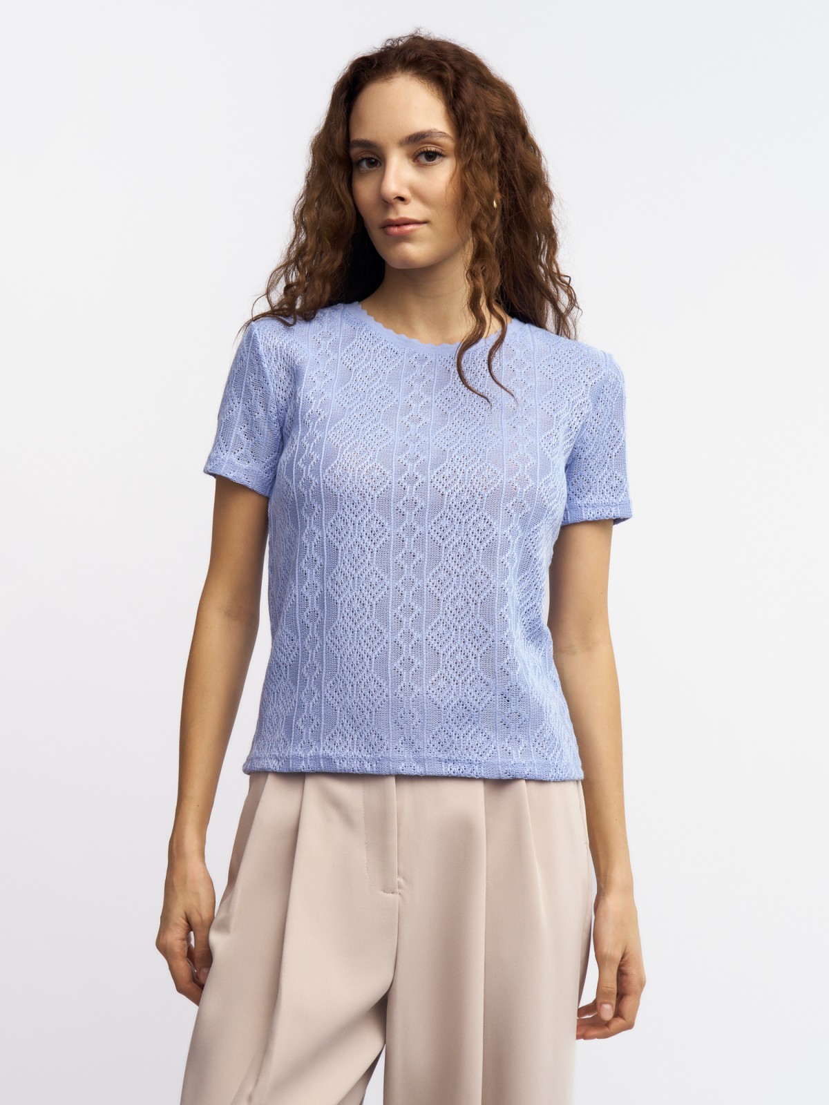 Футболка-топ из ажурного вязаного трикотажа