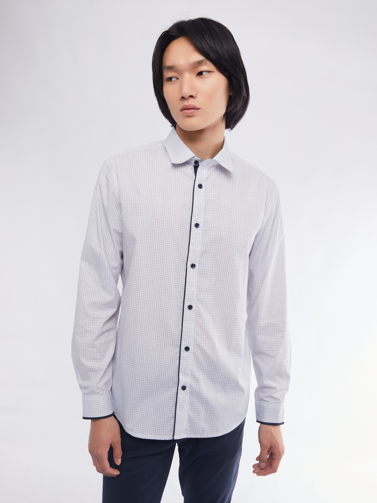 Офисная полуприталенная рубашка с мелким принтом zolla 01411217Y033, цвет белый, размер M - фото 3