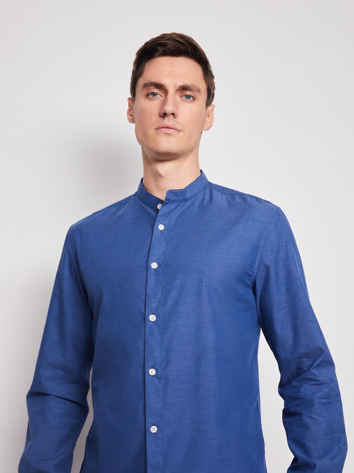 Однотонная рубашка с воротником-стойкой zolla 21211214R052, цвет голубой, размер S - фото 2