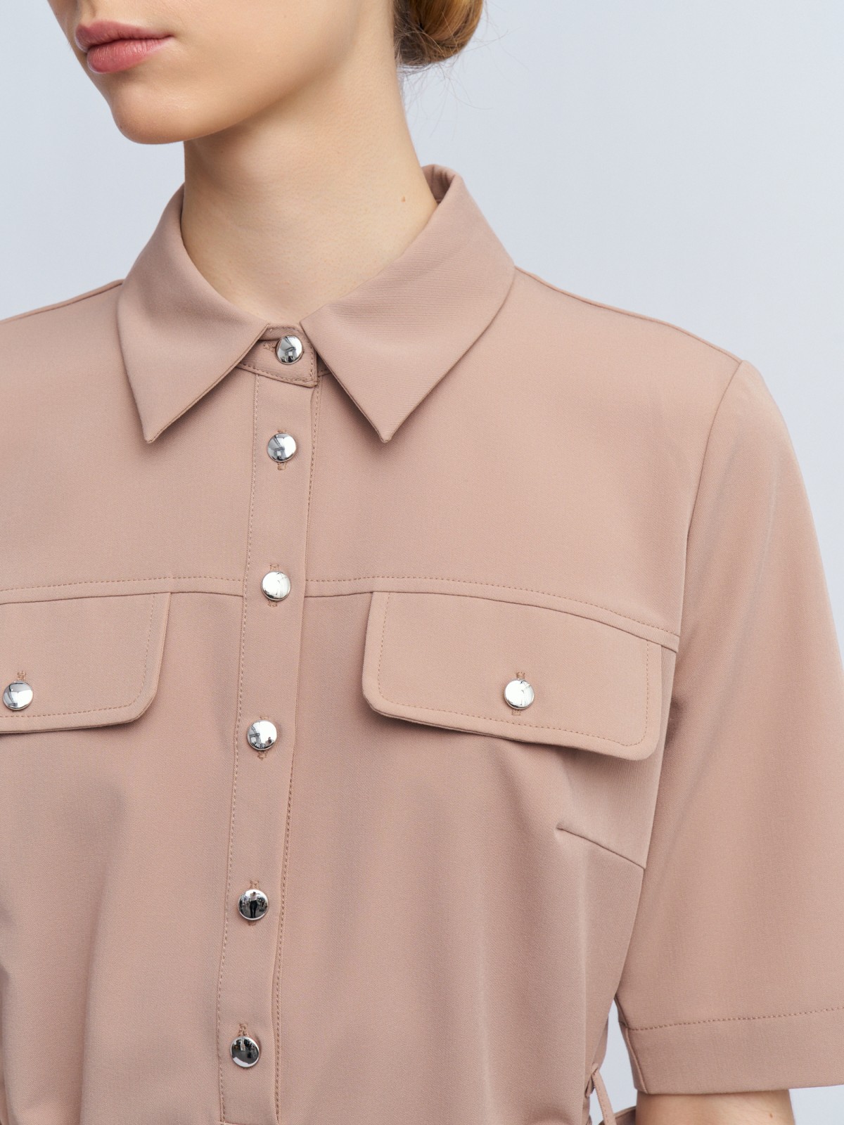 Платье-рубашка с коротким рукавом и ремнём