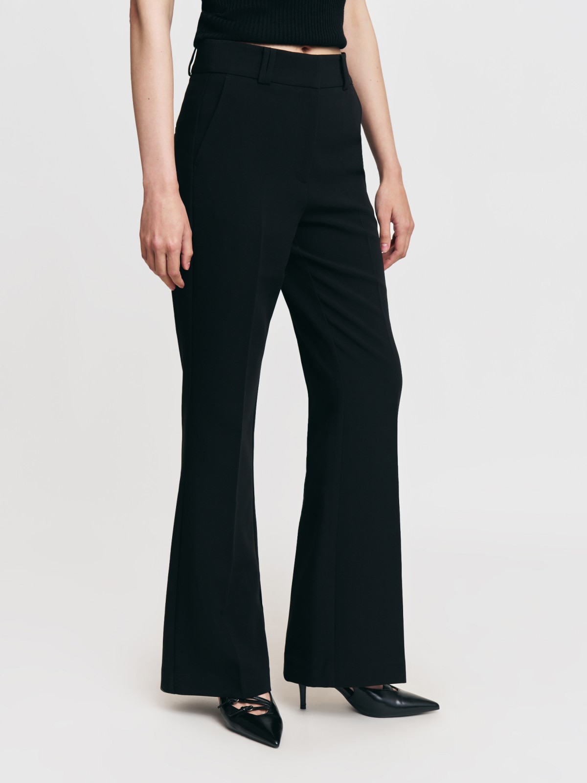 Брюки фасона Bootcut со стрелками