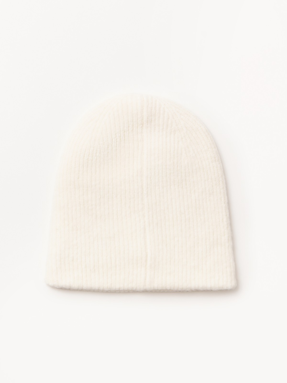 Вязаная шапка-бини с шерстью