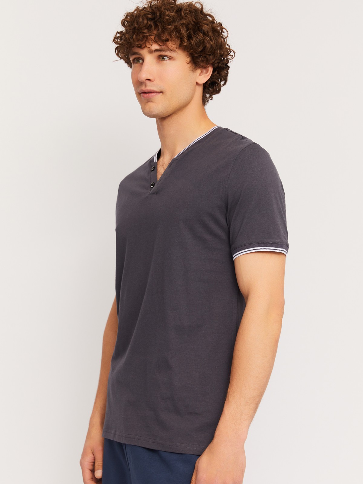 Футболка хенли из хлопка с коротким рукавом
