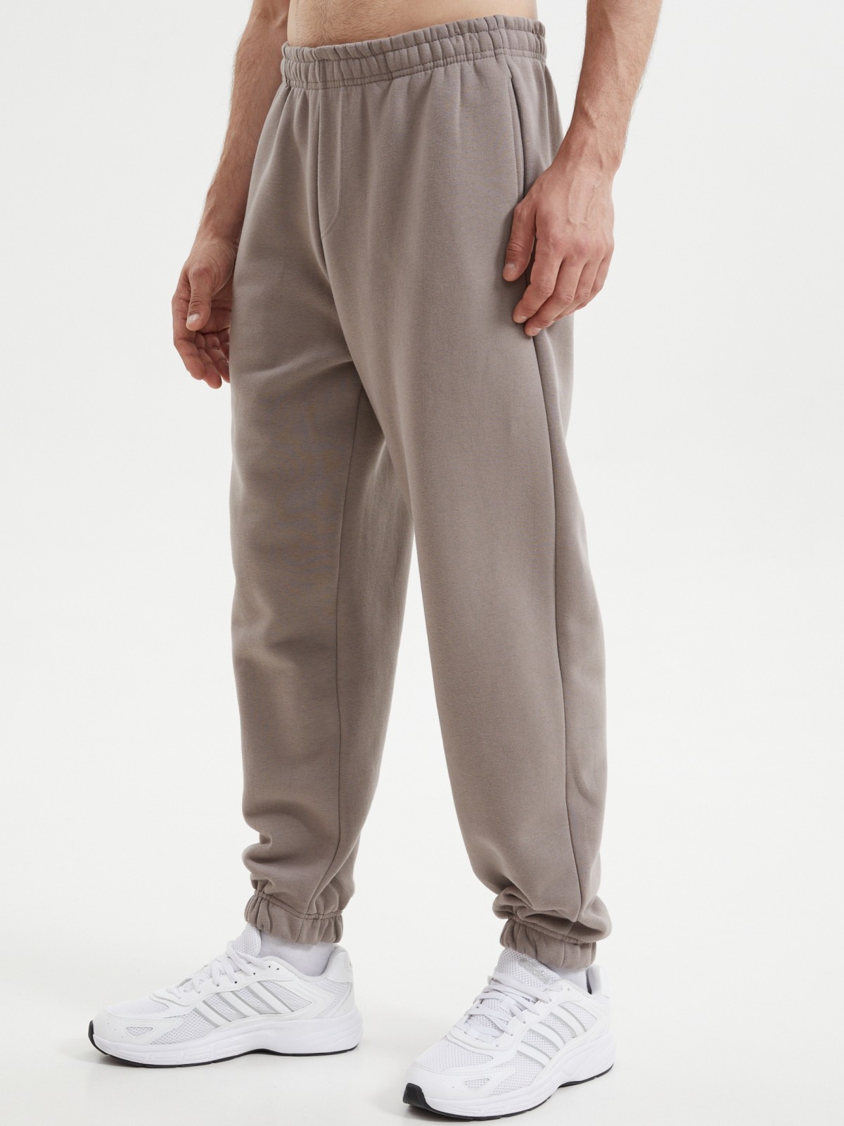 Тёплые трикотажные брюки-джоггеры с начёсом