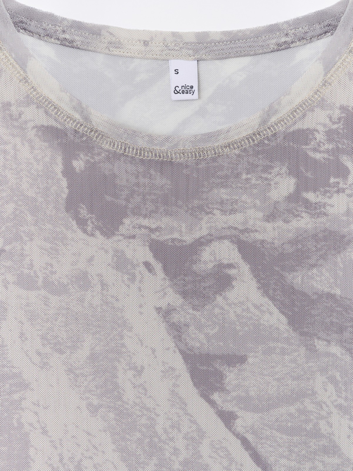 Лонгслив из сетки с принтом