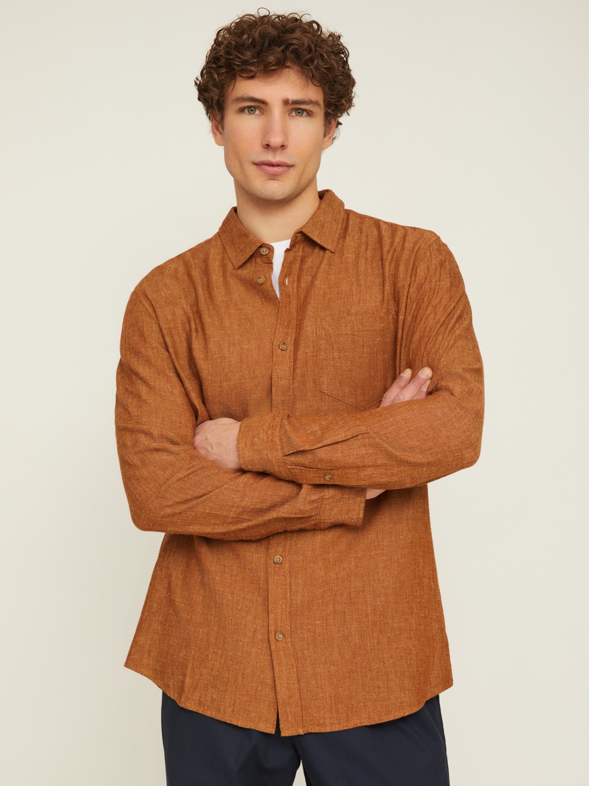 Льняная офисная рубашка прямого силуэта с карманом zolla 014212159053, цвет горчичный, размер M - фото 4