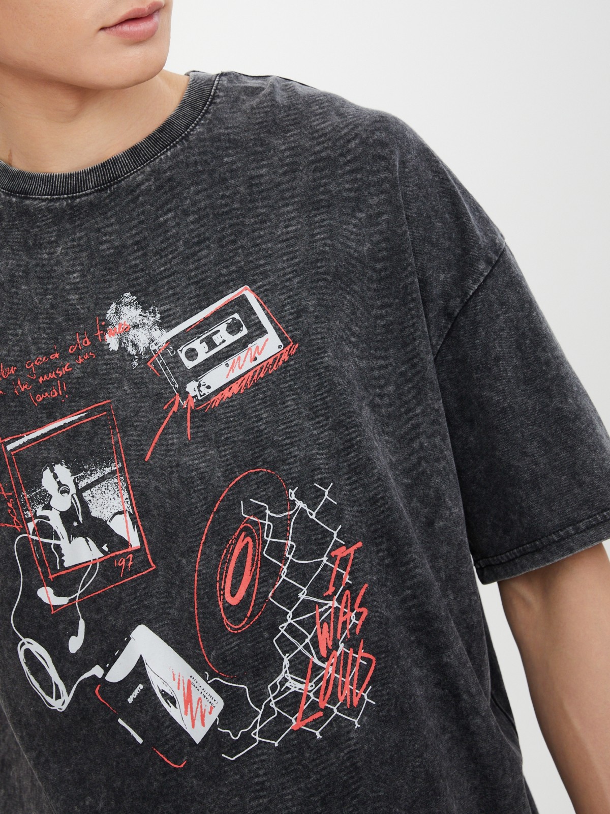 Футболка оверсайз из хлопка с принтом