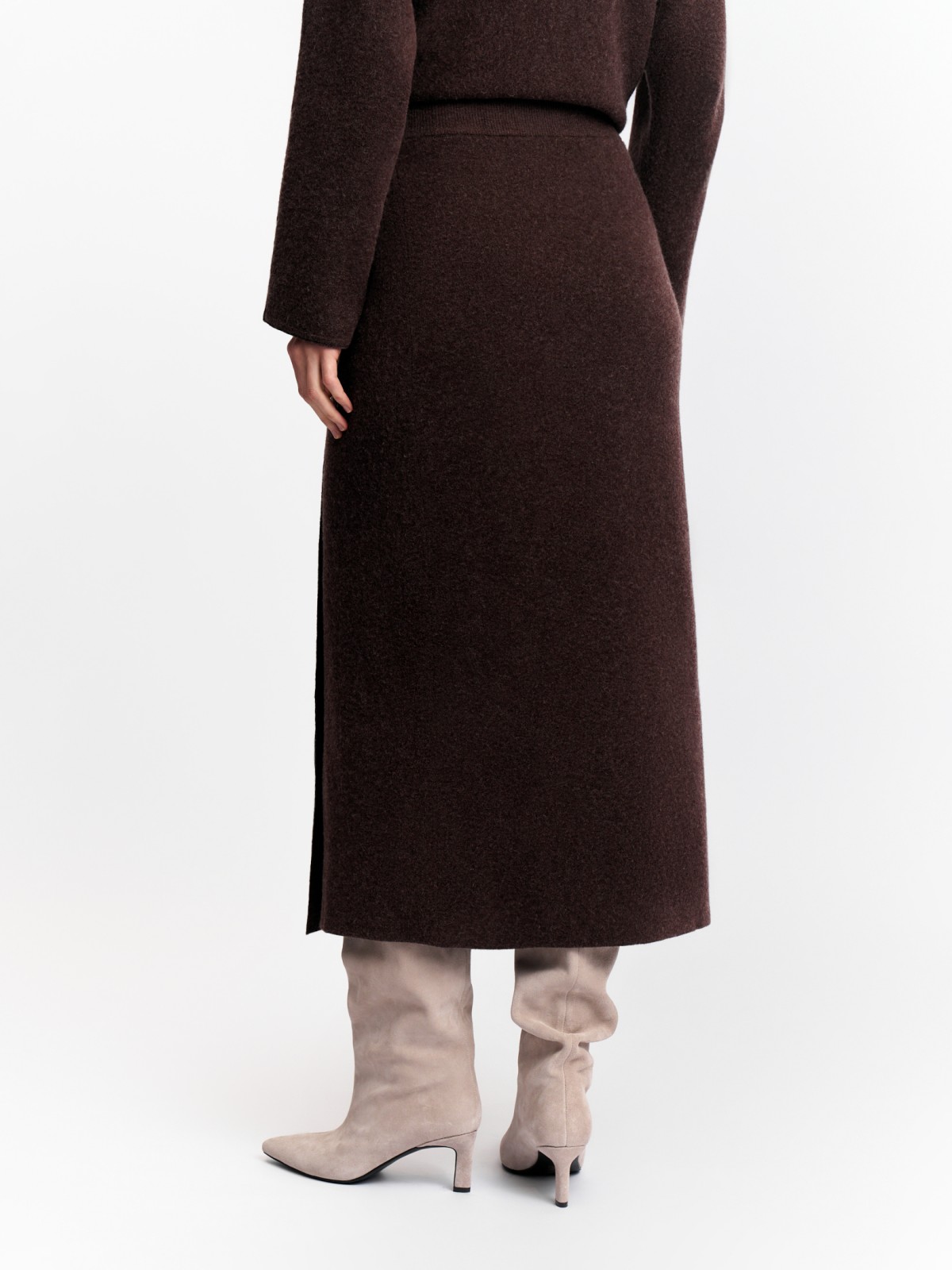 Трикотажная юбка-карандаш с запахом