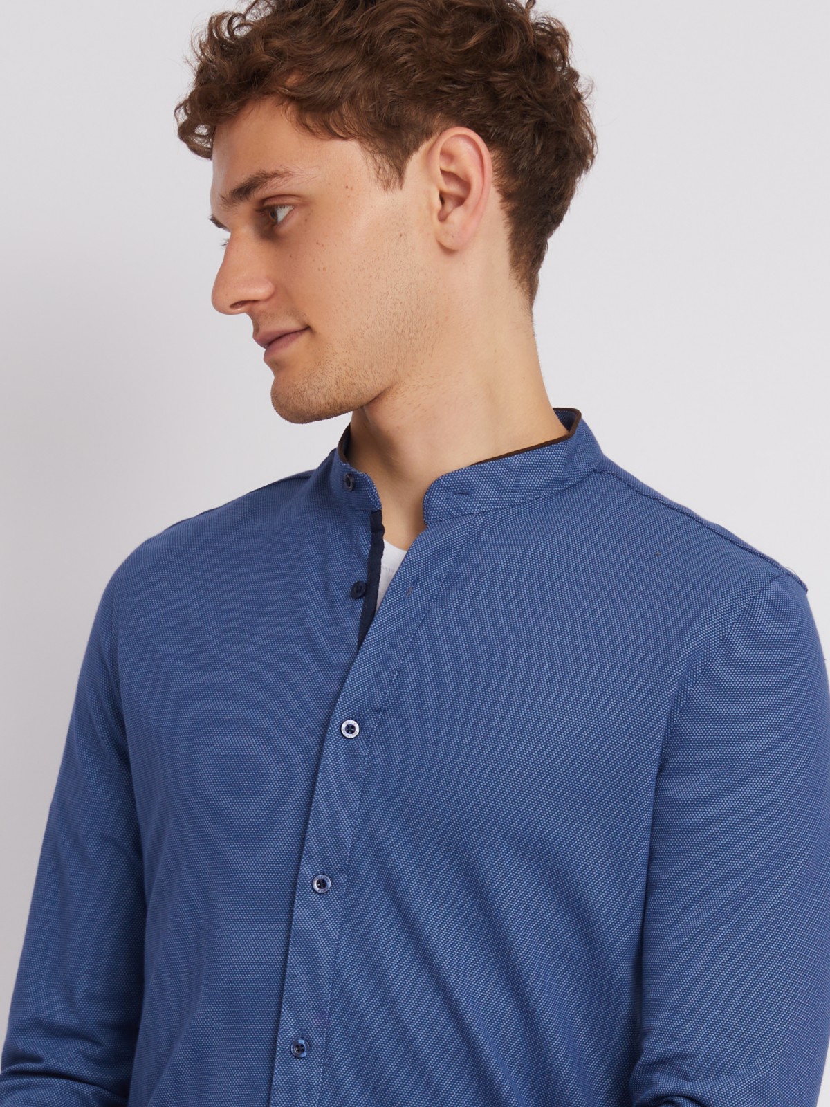 Офисная рубашка из хлопка с воротником-стойкой и длинным рукавом zolla 012322159071, цвет темно-синий, размер M - фото 4