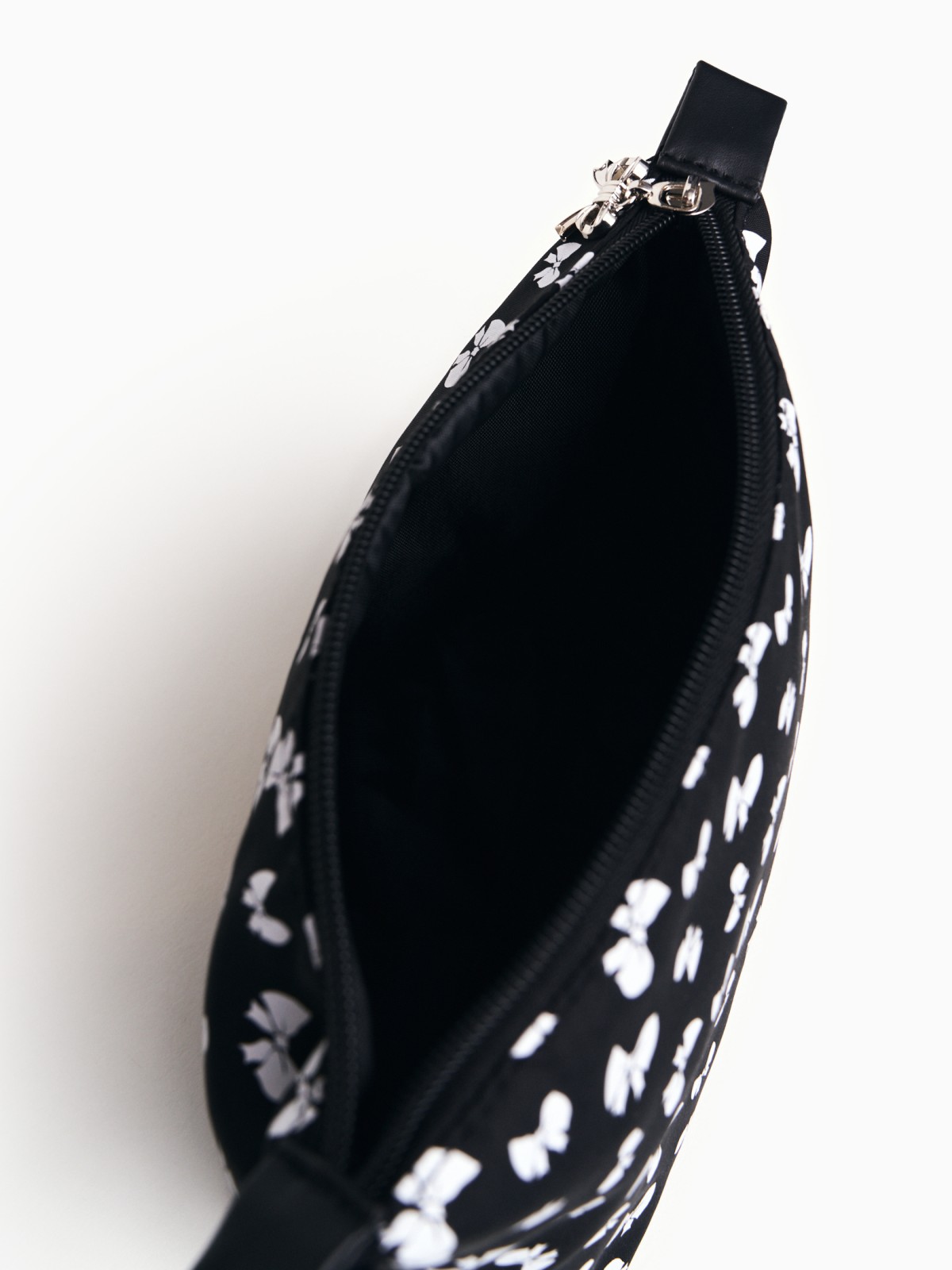 Косметичка тканевая на молнии