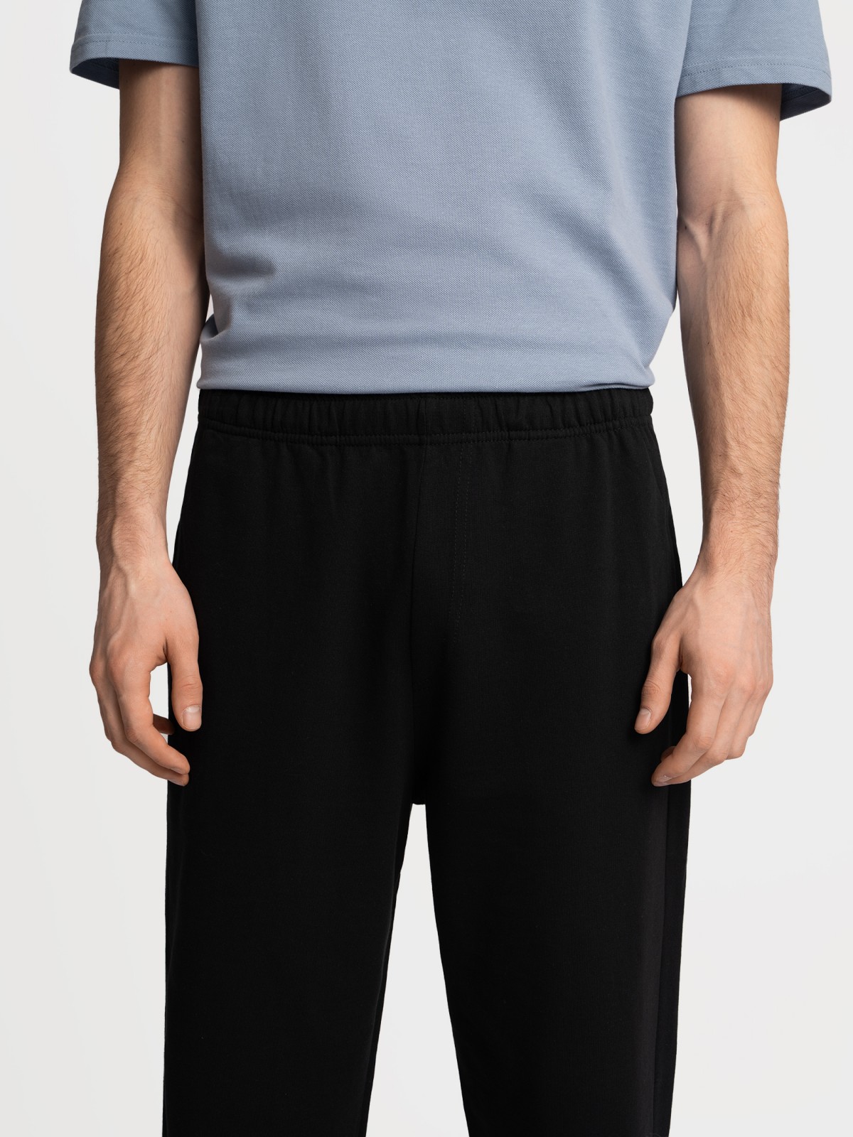 Трикотажные брюки из хлопка на резинке