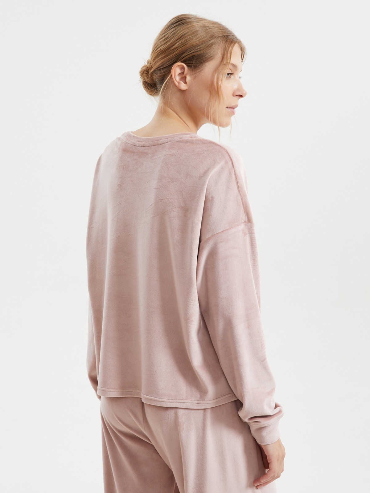 Джемпер-свитшот из велюра